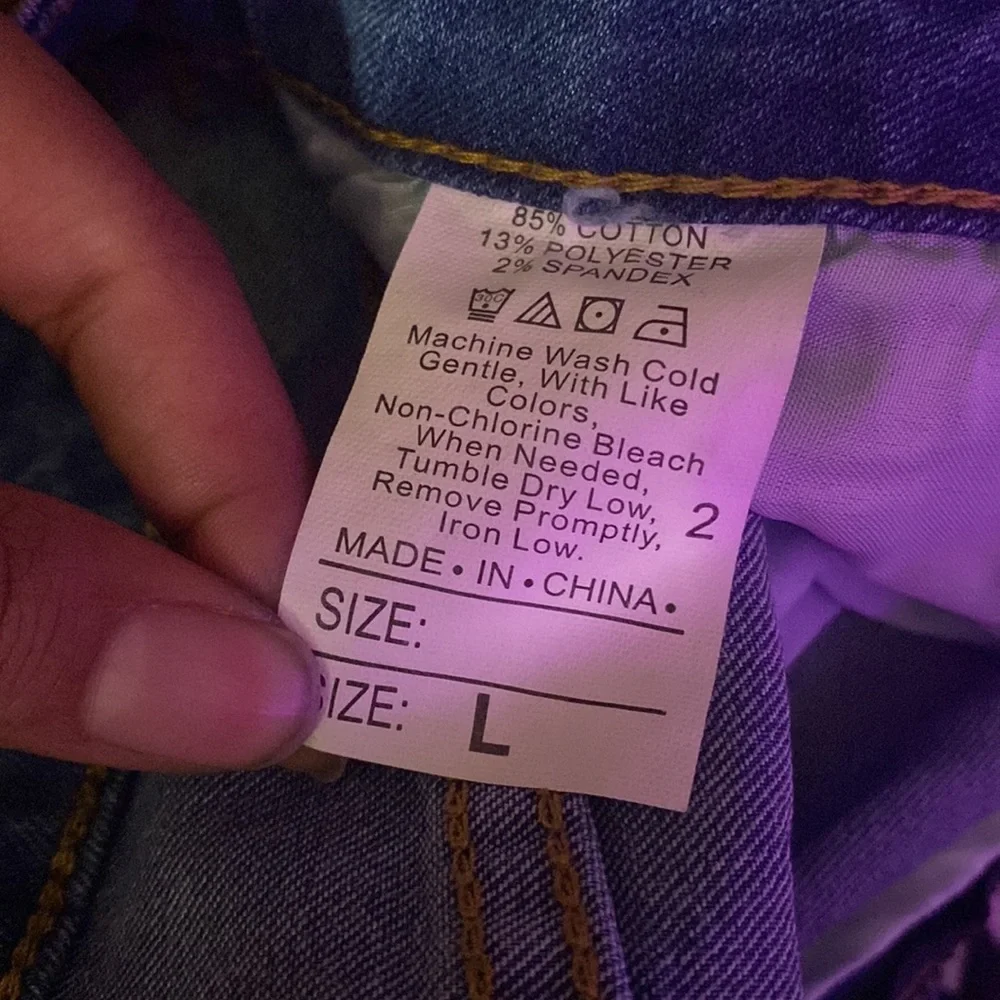 Jeans - Picture 4 of 4